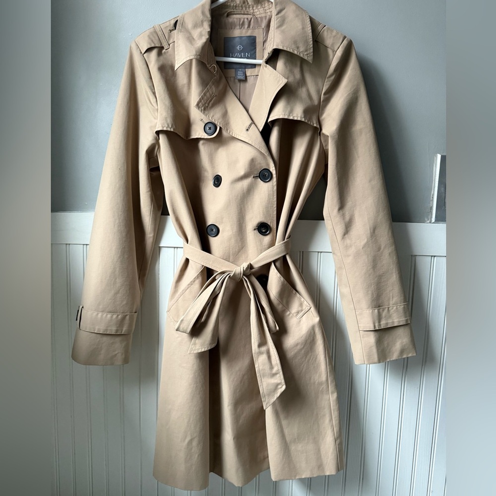 Classic Tan Double-Breasted Trench Coat